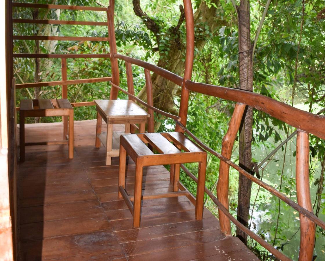 Vila Kumbuk Tree House Tissamaharama Exteriér fotografie
